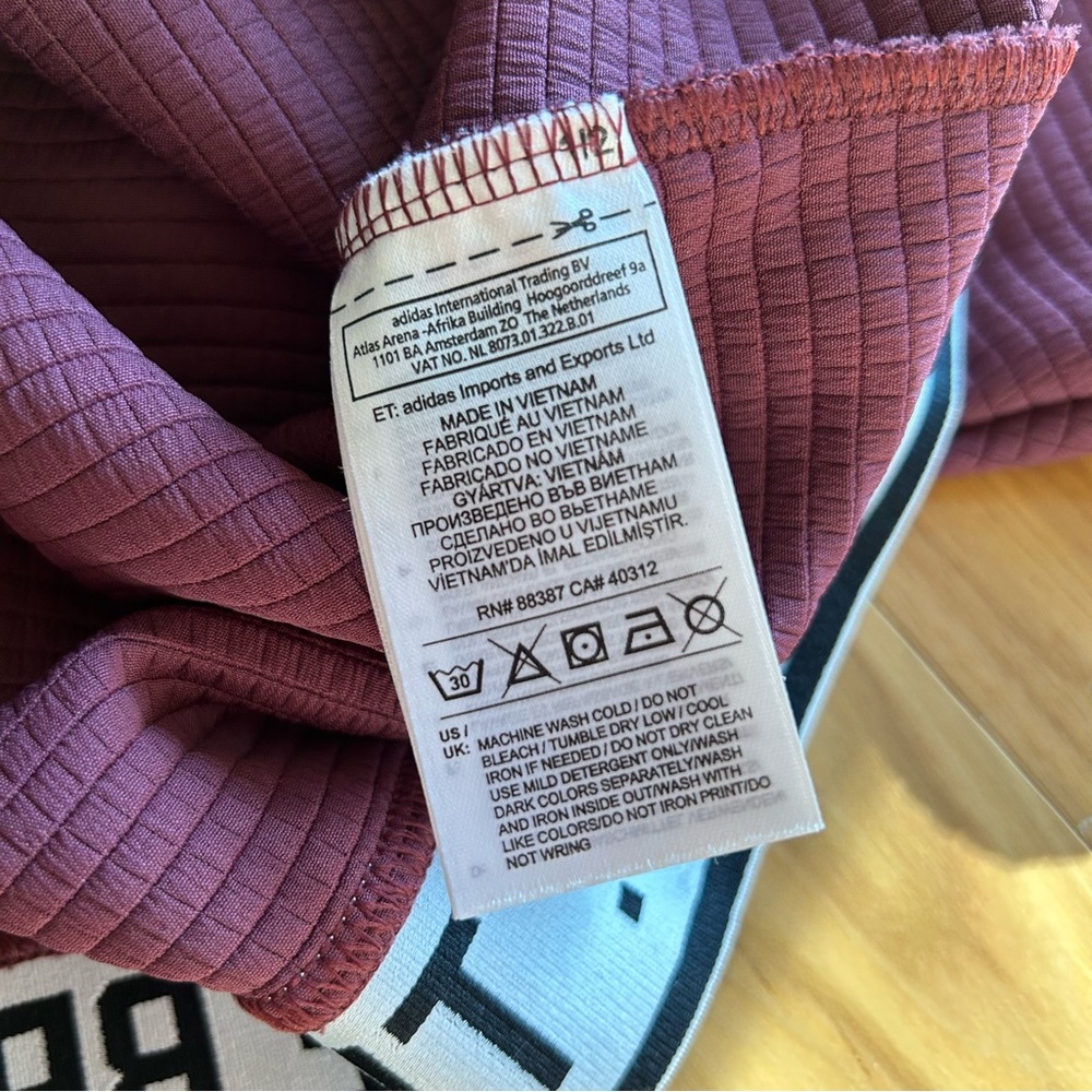 Adidas Top - Picture 5 of 6